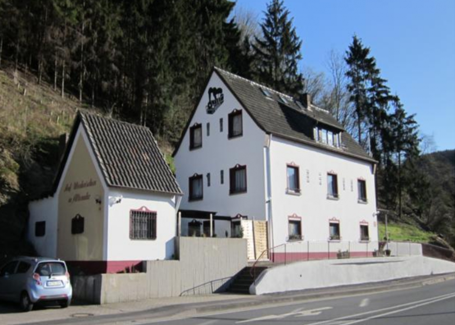 G&auml;stehaus am Fels